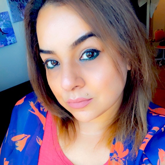 Meet your Posher, Sehar - Picture 1 of 1